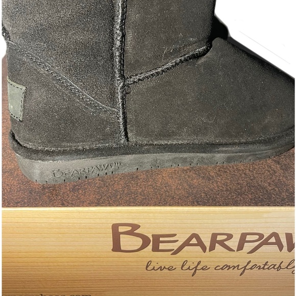 BEARPAW-LIVE: WOMEN’S BIANCA TALL BLACK BOOTS SIZE 8 *RUNS 1/2 SIZE SMALL* - Picture 7 of 12